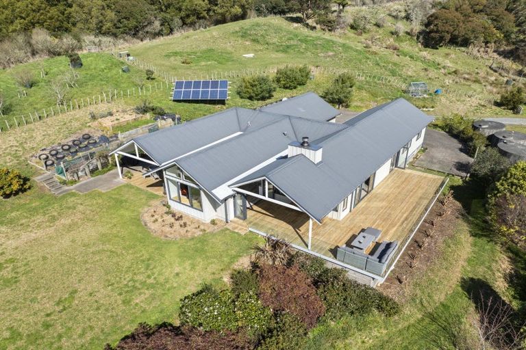 Photo of property in 2428 Hunua Road, Hunua, Papakura, 2583