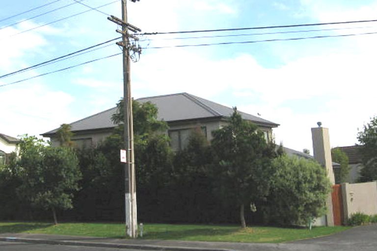 Photo of property in 354 East Coast Road, Sunnynook, Auckland, 0630