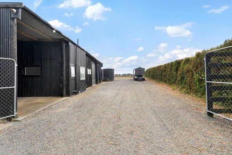 Photo of property in 98 Kidd Road, Waiuku, 2682