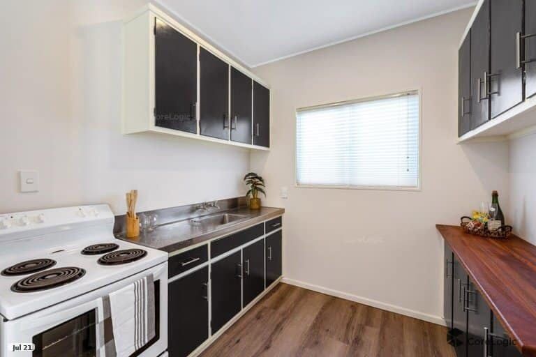 Photo of property in 71h Randwick Crescent, Moera, Lower Hutt, 5010