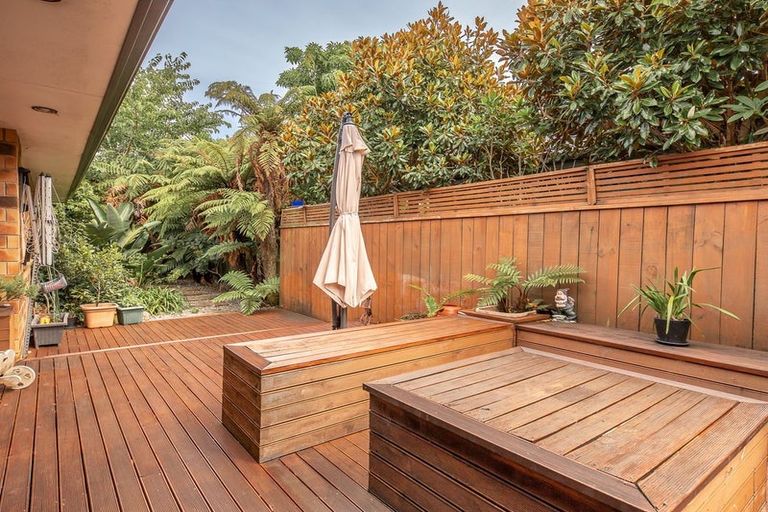 Photo of property in 42 Peel Street, Westport, 7825