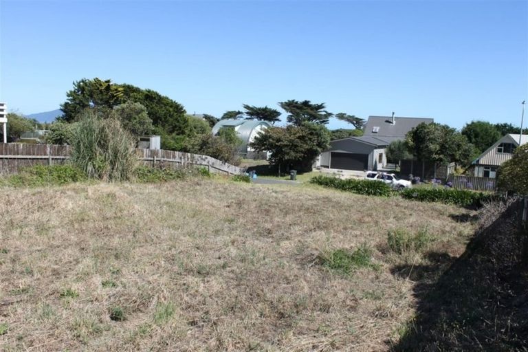 Photo of property in 66 Dixie Street, Te Horo Beach, Otaki, 5581