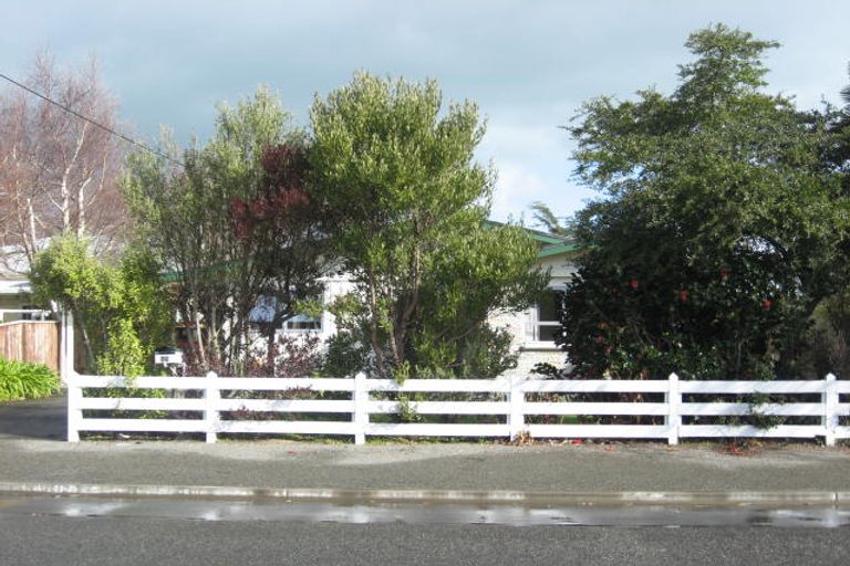 Photo of property in 13 Kent Street, Carterton, 5713