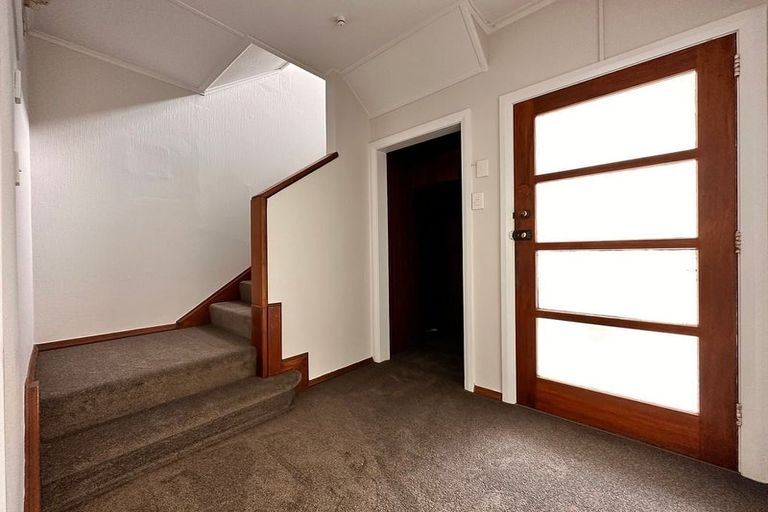 Photo of property in 45a Milton Road, Bluff Hill, Napier, 4110