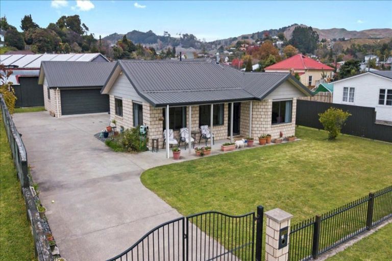 Photo of property in 15 Duke Street, Te Kuiti, 3910