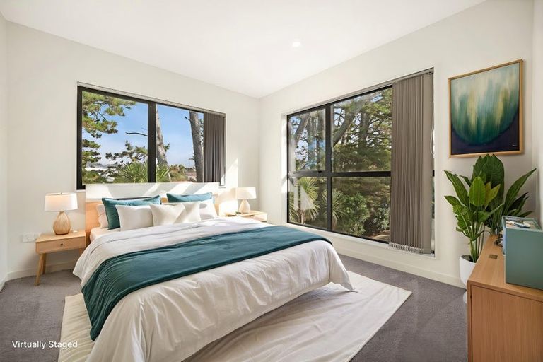 Photo of property in 89e Oreil Avenue, West Harbour, Auckland, 0618