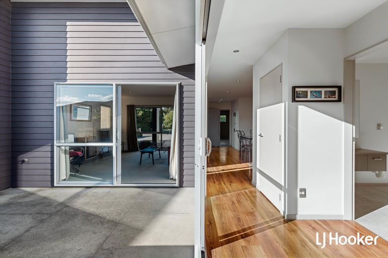Photo of property in 8b Reo Crescent, Waihi Beach, 3611