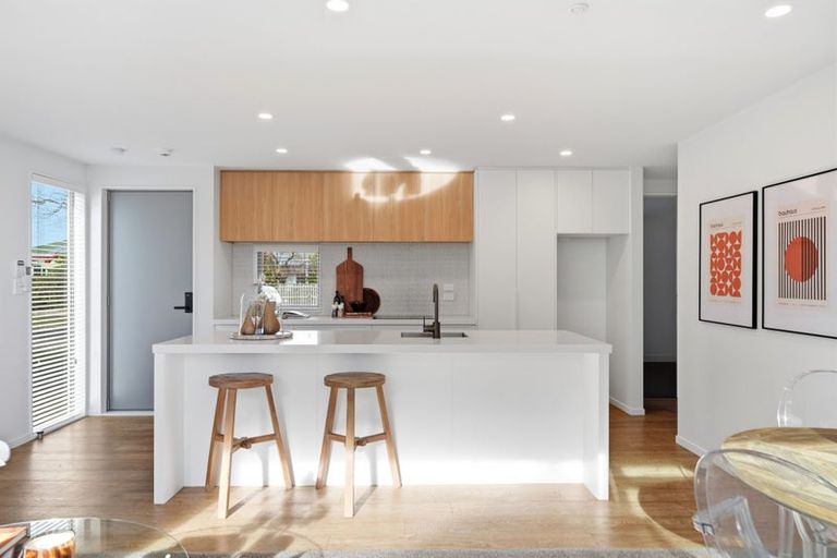 Photo of property in 31 Oxley Avenue, St Albans, Christchurch, 8014