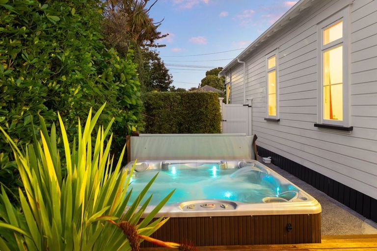 Photo of property in 47 Pine Street, Mount Eden, Auckland, 1041