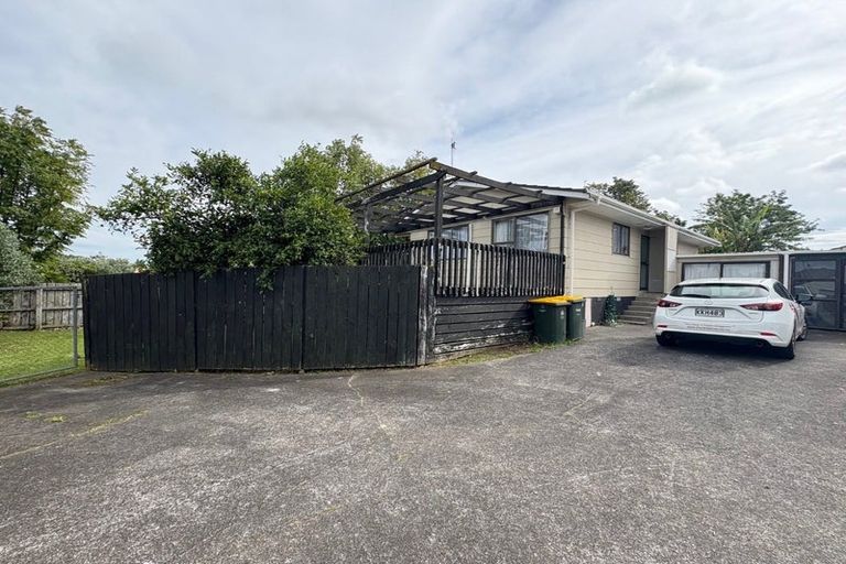 Photo of property in 2/63 John Walker Drive, Manurewa, Auckland, 2102