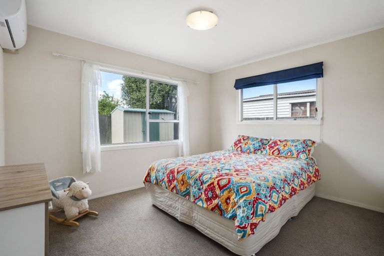 Photo of property in 7 Glengowan Place, Conifer Grove, Takanini, 2112