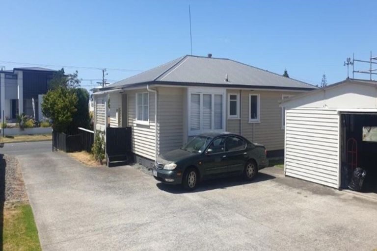 Photo of property in 1018a Papamoa Beach Road, Papamoa Beach, Papamoa, 3118