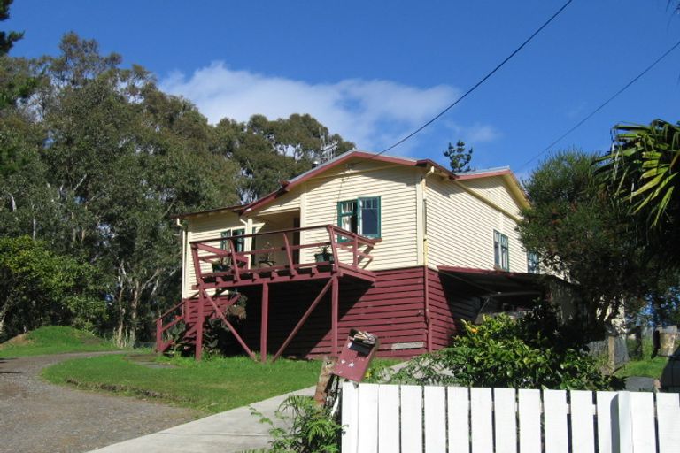 Photo of property in 6 Railway Terrace, Morningside, Whangarei, 0110