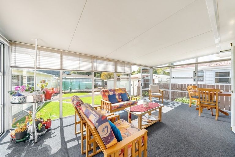 Photo of property in 13 Benge Crescent, Clouston Park, Upper Hutt, 5018