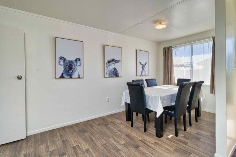 Photo of property in 6 Raleigh Street, Flaxmere, Hastings, 4120