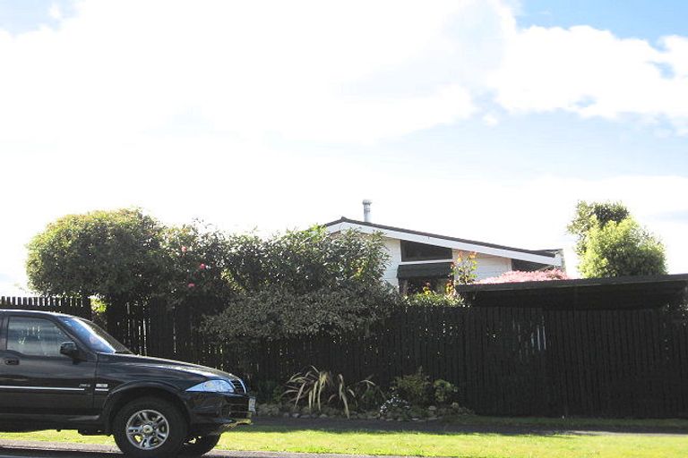 Photo of property in 99 Wakeman Road, Acacia Bay, Taupo, 3330