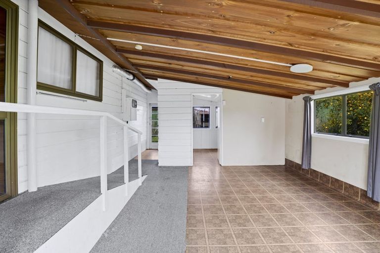 Photo of property in 33 Kowhai Street, Inglewood, 4330