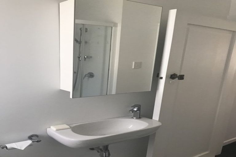 Photo of property in 5/34 Hawkestone Street, Thorndon, Wellington, 6011