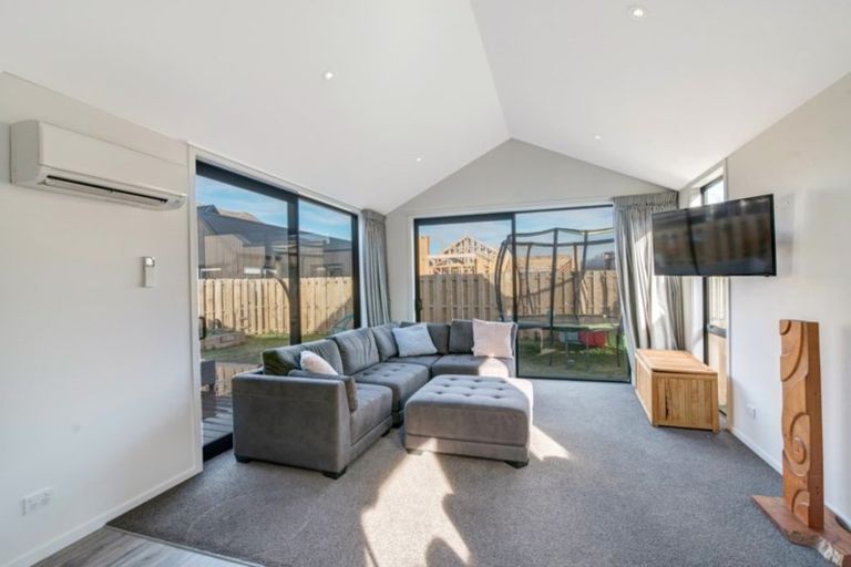 Photo of property in 26 Red Cottage Drive, Lake Hayes, Queenstown, 9304