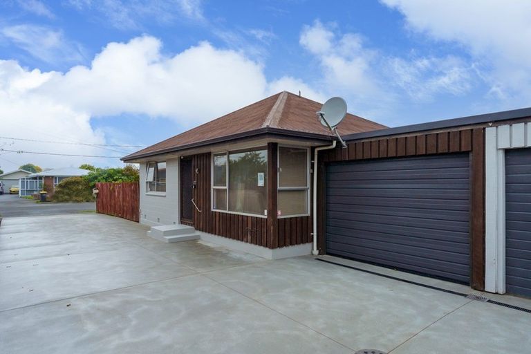 Photo of property in 1/109 Gayhurst Road, Dallington, Christchurch, 8061
