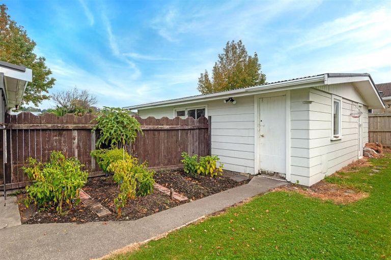 Photo of property in 1 Donna Street, Outer Kaiti, Gisborne, 4010