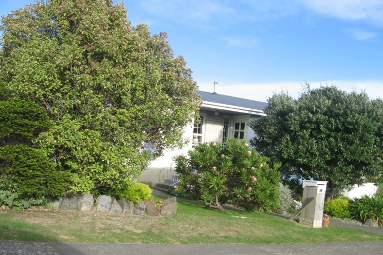 Photo of property in 26 Eskdale Road, Papakowhai, Porirua, 5024