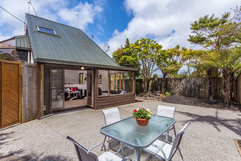 Photo of property in 470 Huia Road, Laingholm, Auckland, 0604