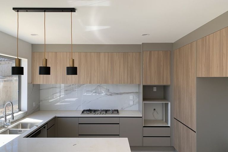 Photo of property in 19 James Elliot Way, Pokeno, 2402