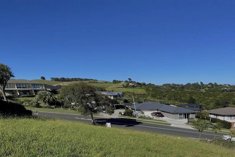 Photo of property in 26 Orion Drive, Welcome Bay, Tauranga, 3112