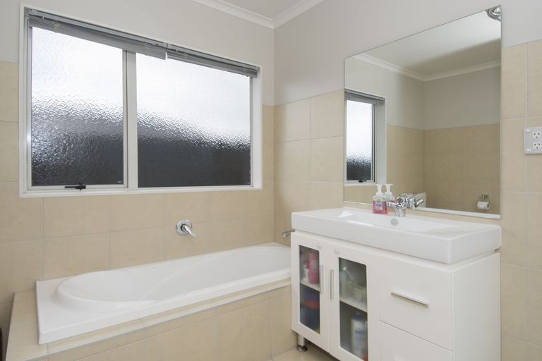 Photo of property in 39 Galloway Crescent, Pyes Pa, Tauranga, 3112