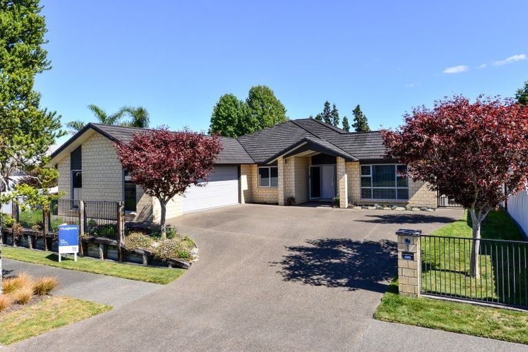 Photo of property in 3 Amokura Crescent, Flagstaff, Hamilton, 3210