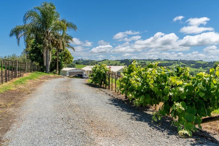 Photo of property in 1822 State Highway 12, Paparoa, 0571