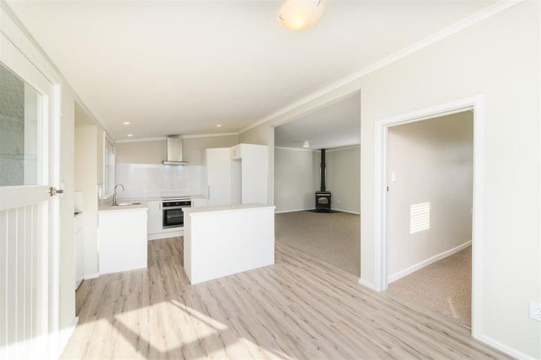 Photo of property in 9 Totara Street, Marton, 4710