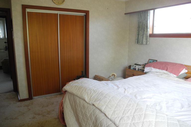 Photo of property in 15 Churchill Place, Waimate, 7924