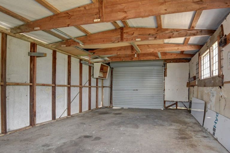 Photo of property in 2 Morgan Street, Castlecliff, Whanganui, 4501