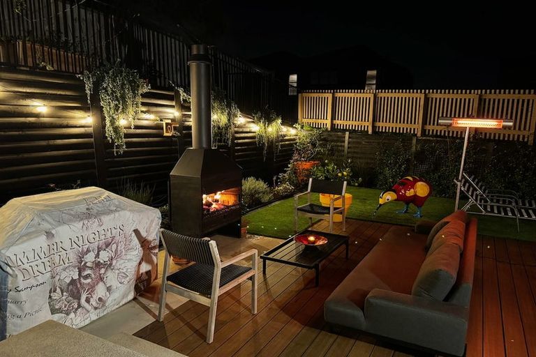 Photo of property in 2 Nga Tutu Place, Belmont, Auckland, 0622