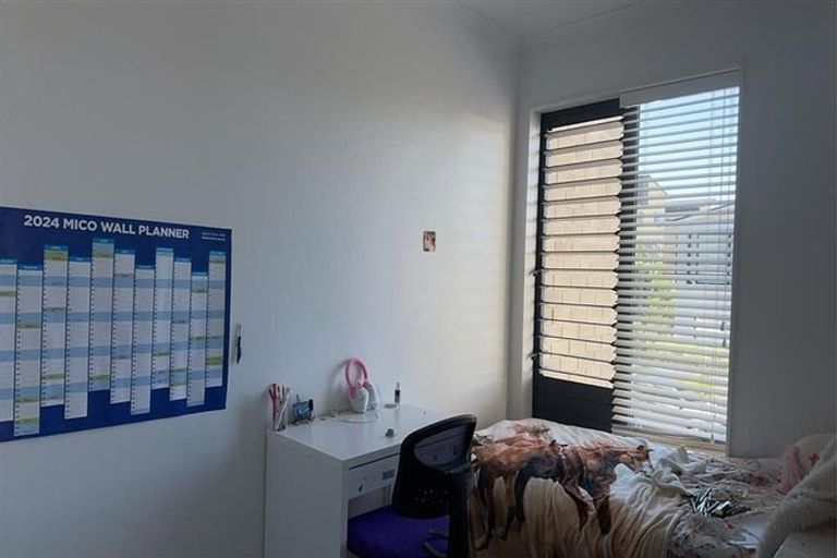 Photo of property in 16 Flounder Road, Hobsonville, Auckland, 0616