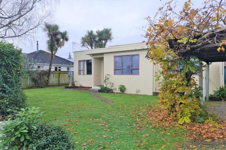 Photo of property in 33 Collingwood Street, Hokowhitu, Palmerston North, 4410