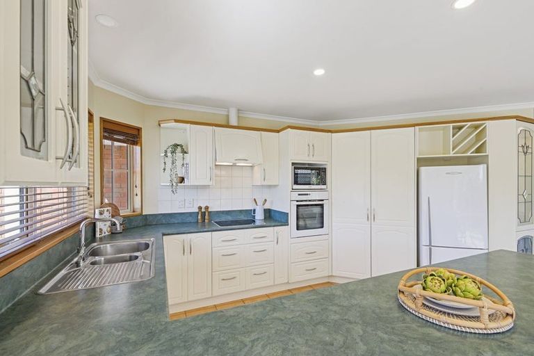 Photo of property in 48 Glasnevin Drive, Casebrook, Christchurch, 8051