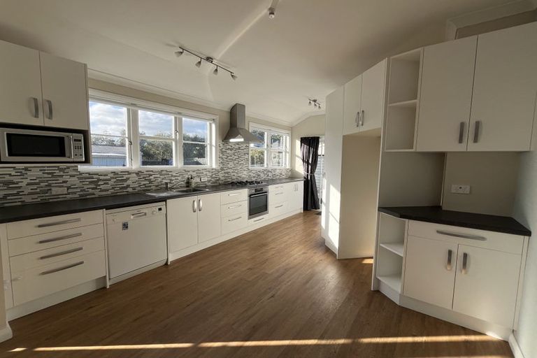 Photo of property in 11 Saint James Avenue, Boulcott, Lower Hutt, 5011