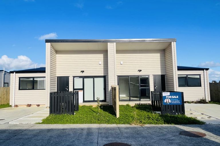 Photo of property in 15b Poruru Close, Papakura, 2110