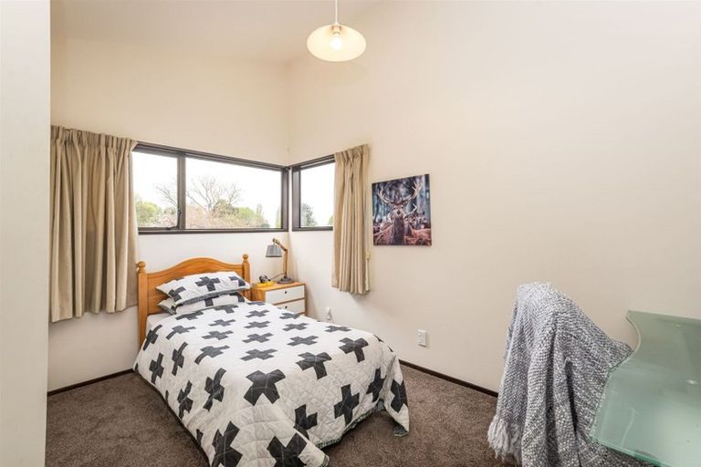 Photo of property in 45b Glenharrow Avenue, Avonhead, Christchurch, 8042