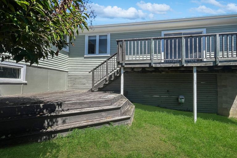 Photo of property in 2/102 Verran Road, Birkdale, Auckland, 0626