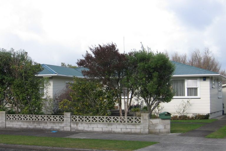 Photo of property in 9 Epsom Road, Hokowhitu, Palmerston North, 4410