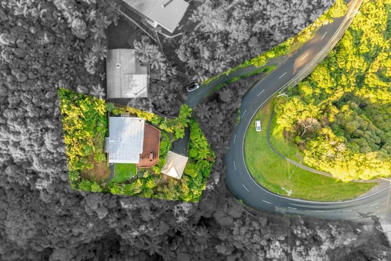 Photo of property in 40 Akatea Road, Korokoro, Lower Hutt, 5012