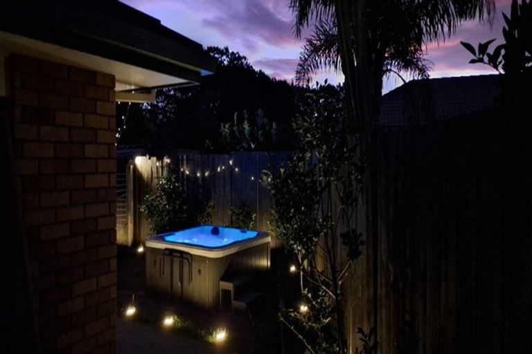 Photo of property in 6 Mcleod Place, Papamoa Beach, Papamoa, 3118