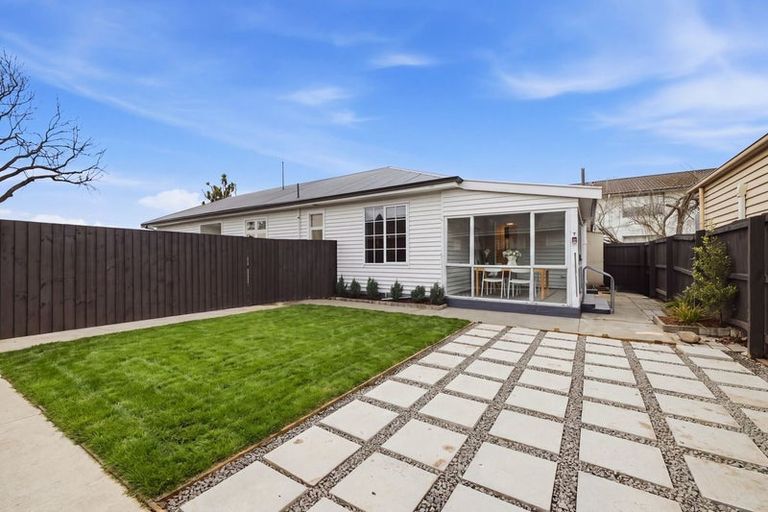 Photo of property in 48 North Avon Road, Richmond, Christchurch, 8013