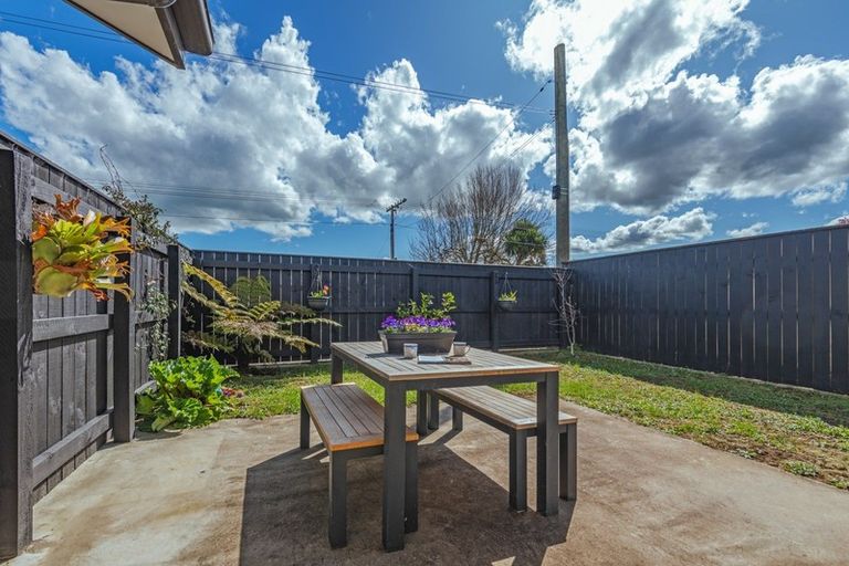 Photo of property in 1 Brigidine Place, Pahiatua, 4910