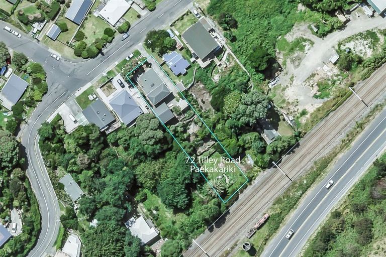Photo of property in 72 Tilley Road, Paekakariki, 5034