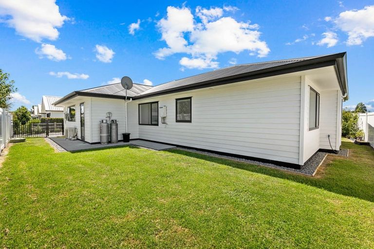Photo of property in 5 Kermadec Crescent, Waipu, 0510